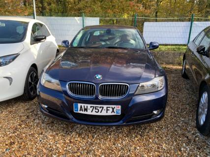 BMW 330d xDrive 245 ch Luxe * (15 CV) - couleur : bleu - réf : 3014 BMW 330d xDrive 245 ch Luxe * (15 CV) - couleur : bleu - réf : 3014