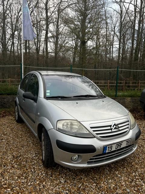 CITROEN C3 BVA 1.4 75CV - couleur : gris clair - réf 2950 CITROEN C3 BVA 1.4 75CV - couleur : gris clair - réf 2950