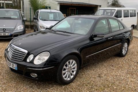 MERCEDES CLASSE E 350 CGI Elégance A * (19 CV) - couleur : noir - réf n/a