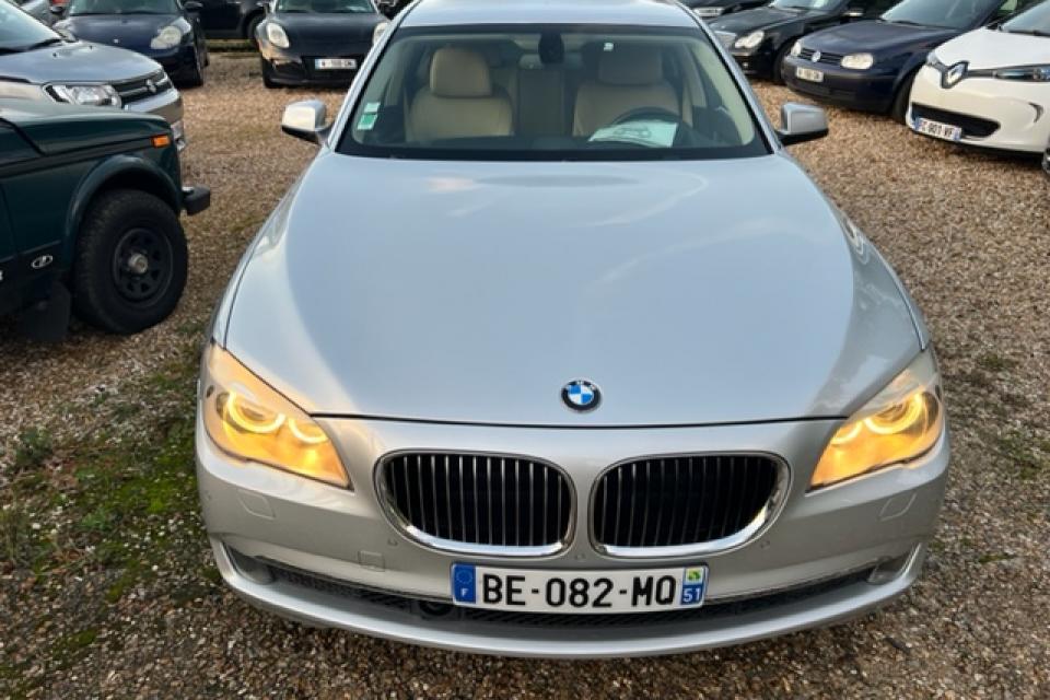 BMW 730d Luxe A * (15 CV) - couleur : gris - réf : 3006