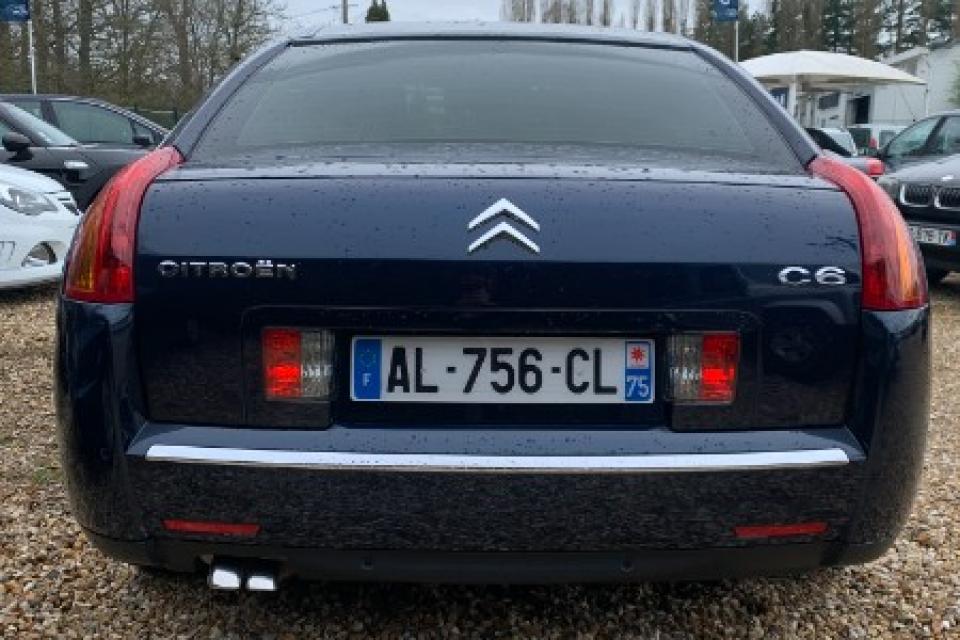Citroën C6 V6 HDi 208 FAP Exclusive A * (13 CV) - réf : 2962 - couleur : bleu foncé