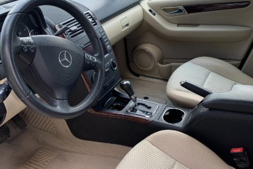 Mercedes Classe A 180 CDI Elégance Autotronic CVT (6 CV) - couleur : marron - réf : 2983