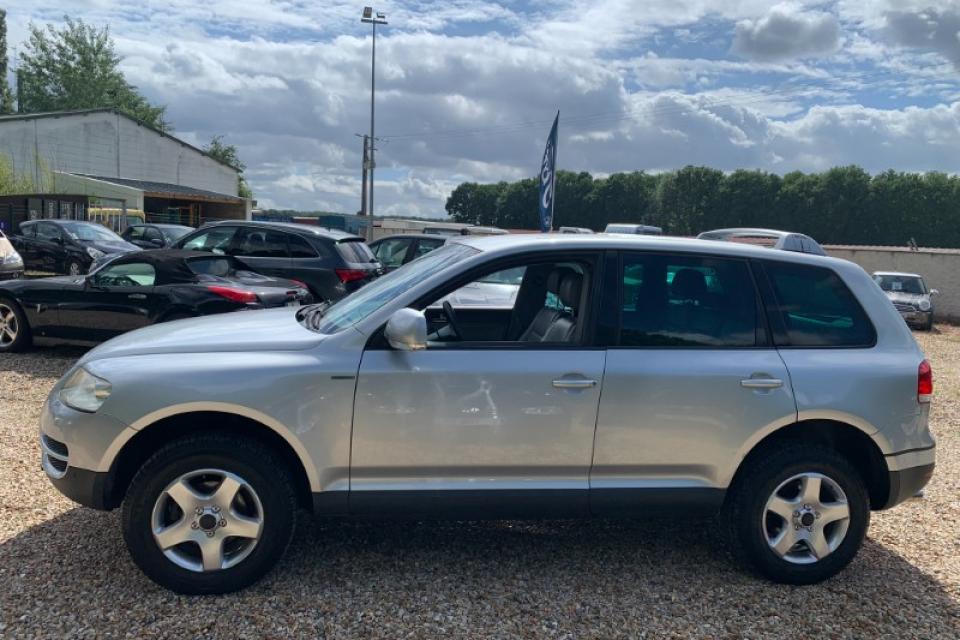 Volkswagen Touareg R5 TDI * (12 CV) - couleur : gris - réf : 2992